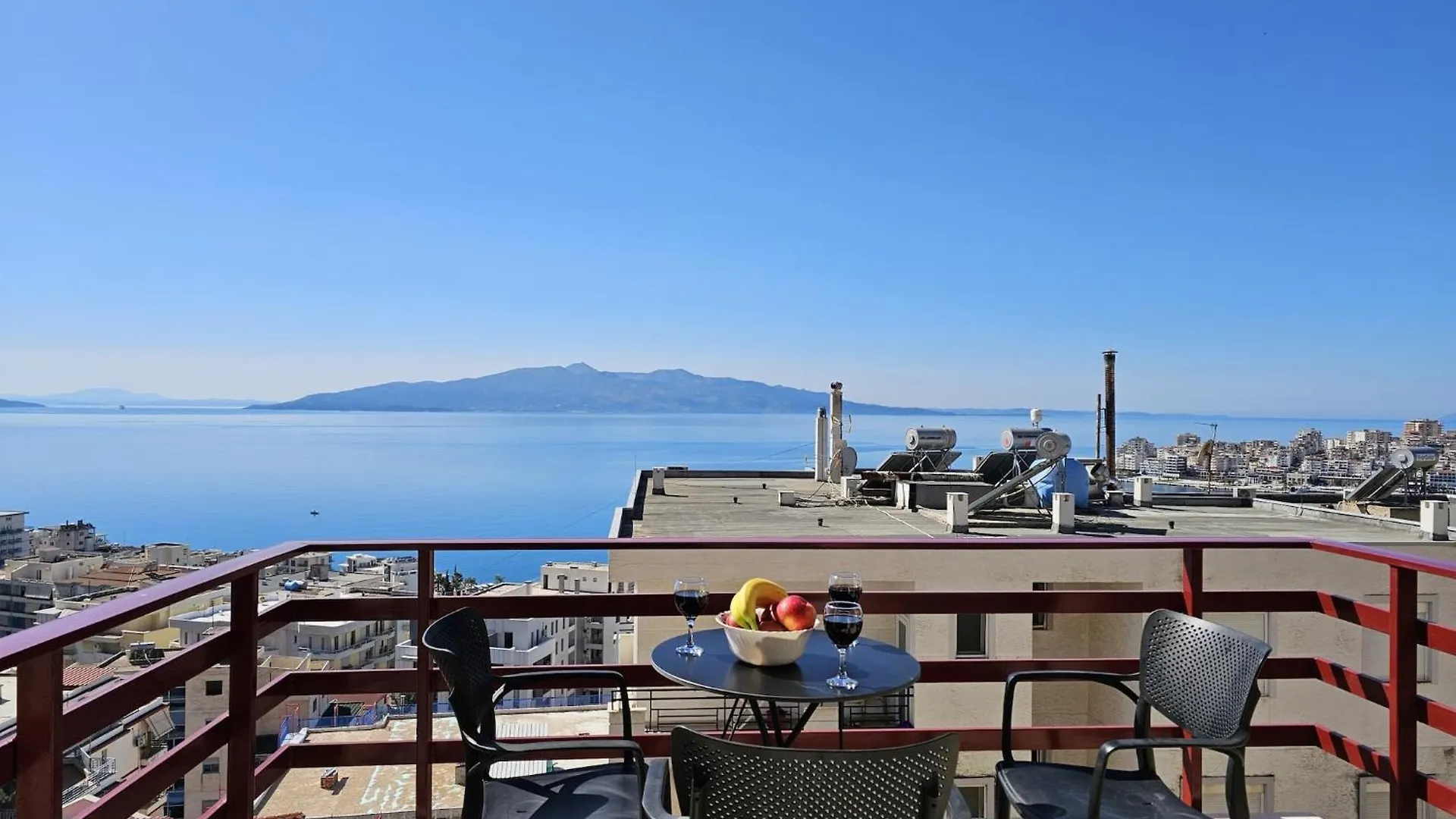 Cozy Apartment With Private Balcony, Saranda Albania